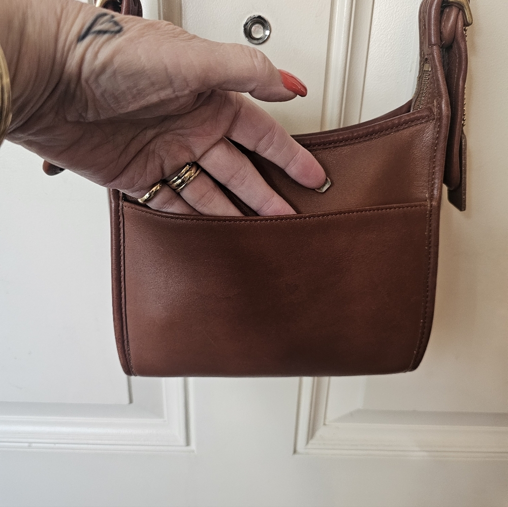Coach VTG. LEGACY ZIP BAG #L8N-9997 - Picture 12 of 13